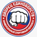 Логотип компании МОЛОТ